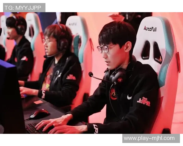 FPX在CSGO状态排行榜中荣登第八名展现强劲实力与团队默契